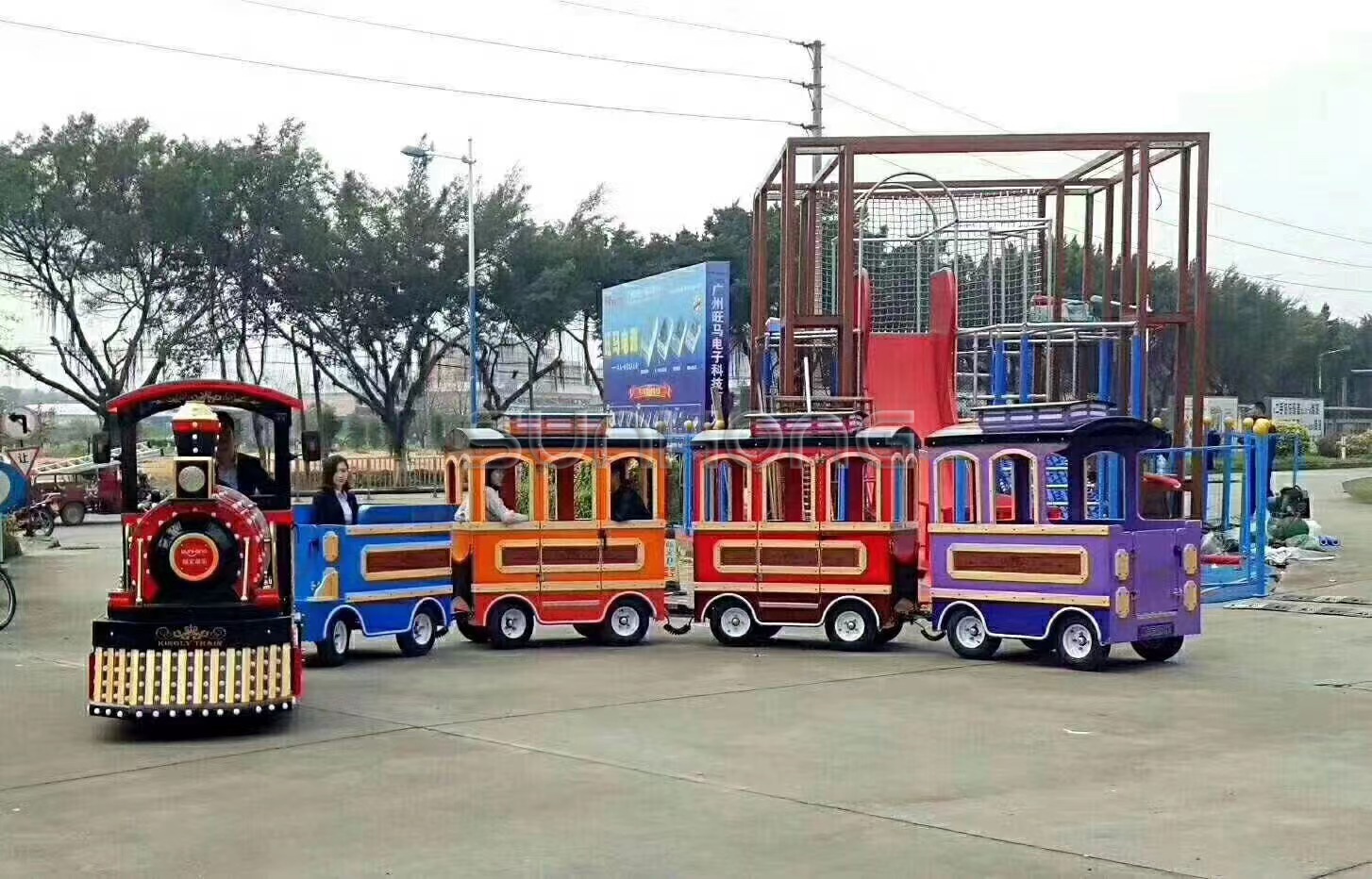 Cheapest Trackless Sightseeing Train